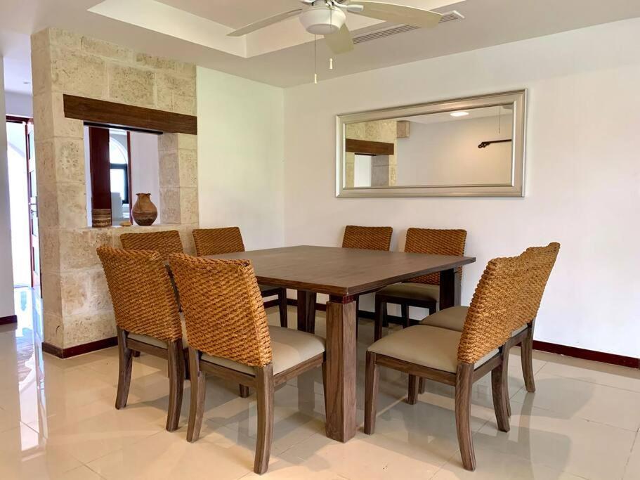 Charming Lagoon Front Villa By Casa Paraiso Cancún Exteriér fotografie